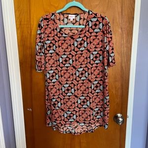Lularoe Irma top